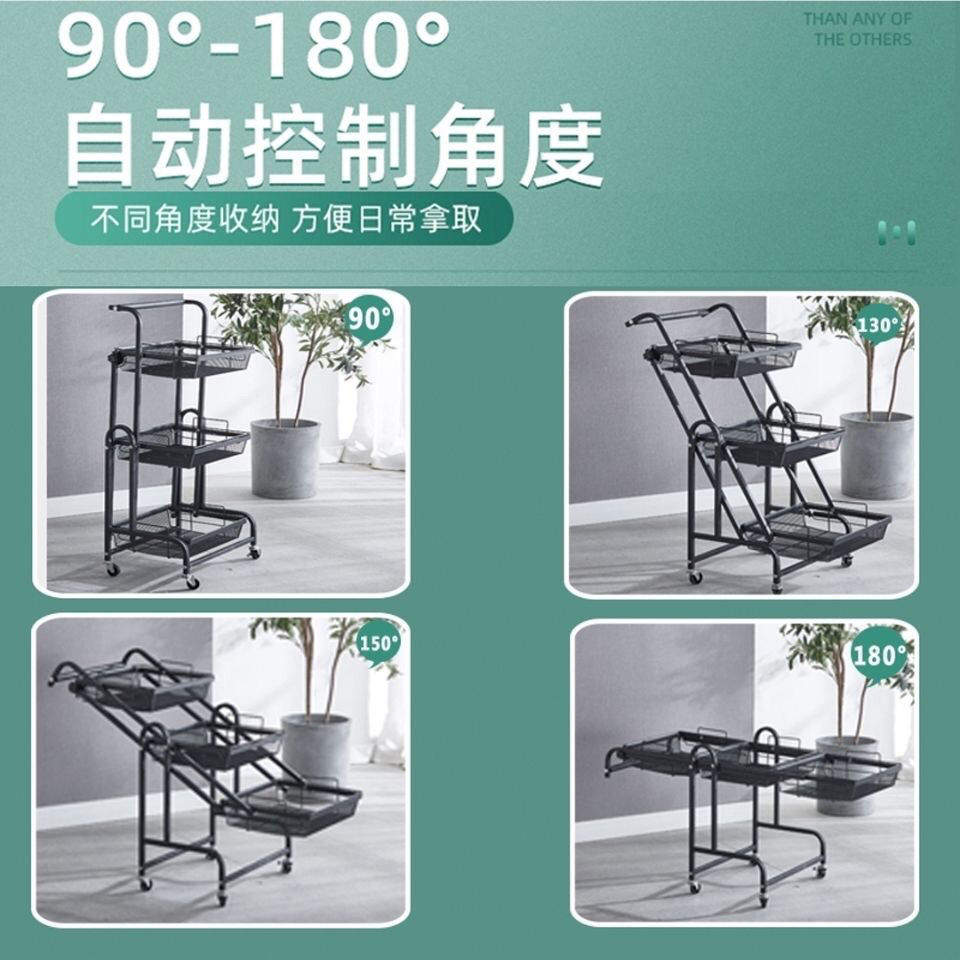 Hai phiên bản kệ gấp gọn màu trắng và đen đang được sử dụng để đựng đồ trang trí và thực phẩm trong phòng khách.